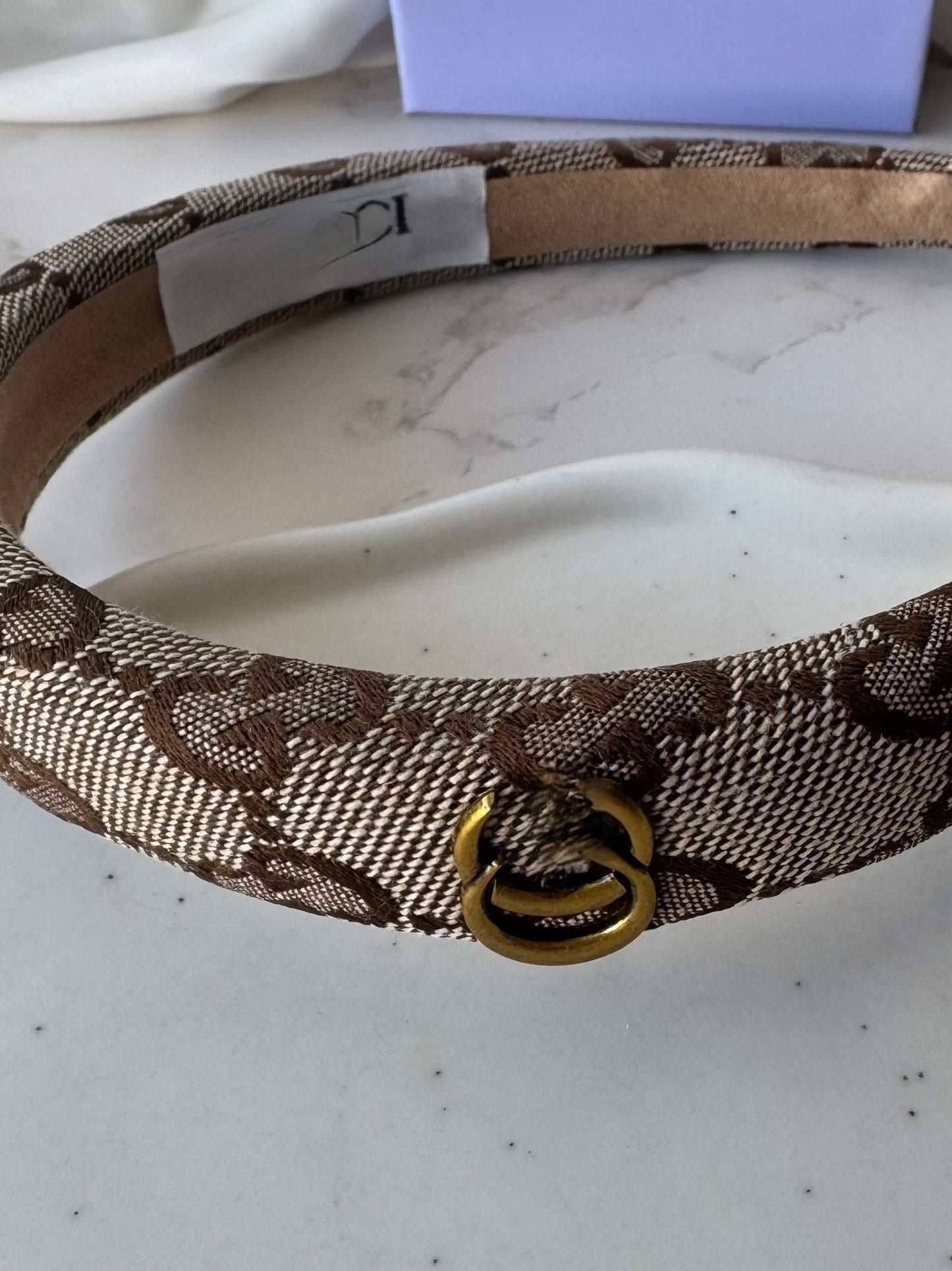 Gigi Fabric Στέκα