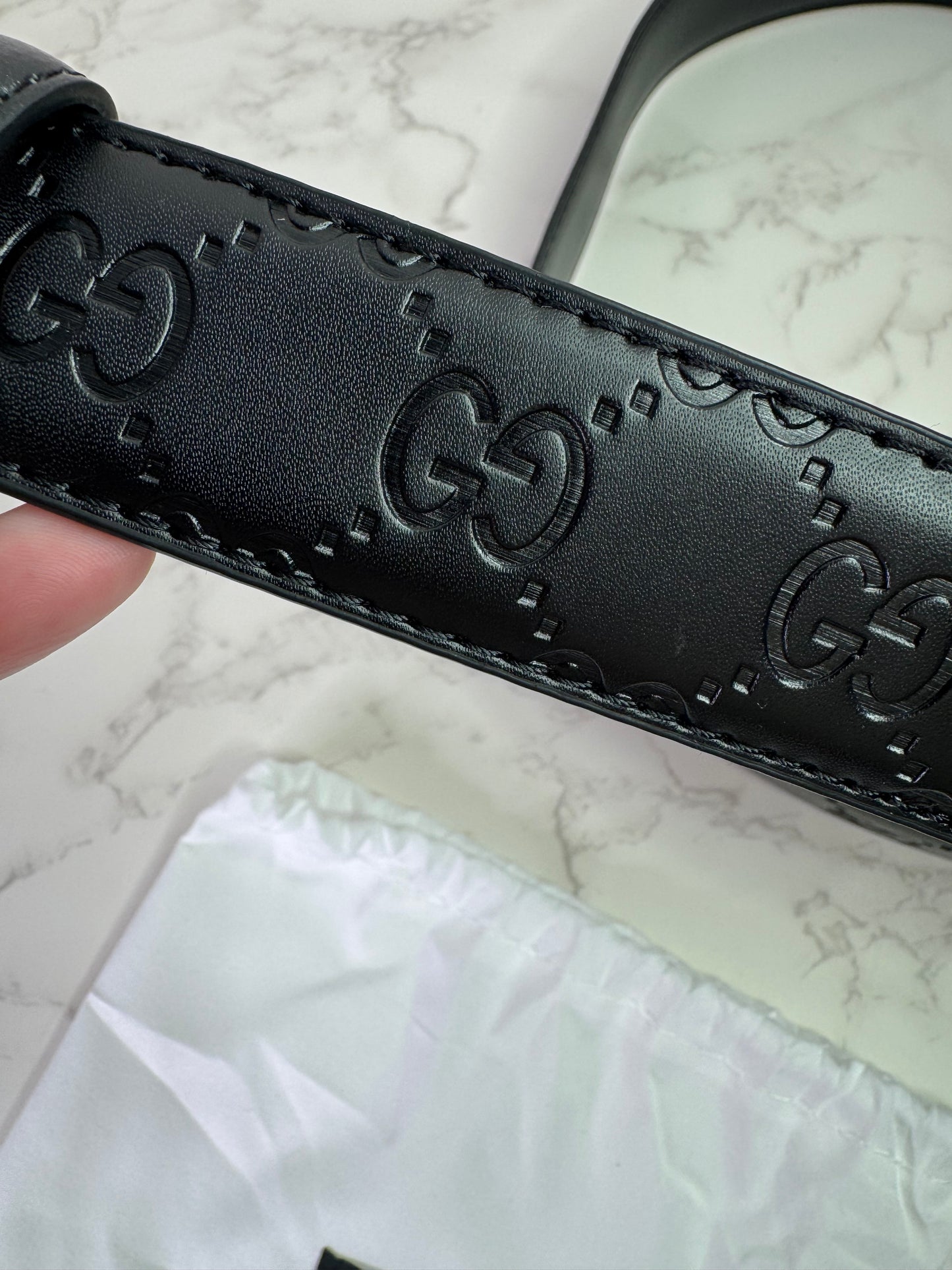 GG Logo Leather Belt