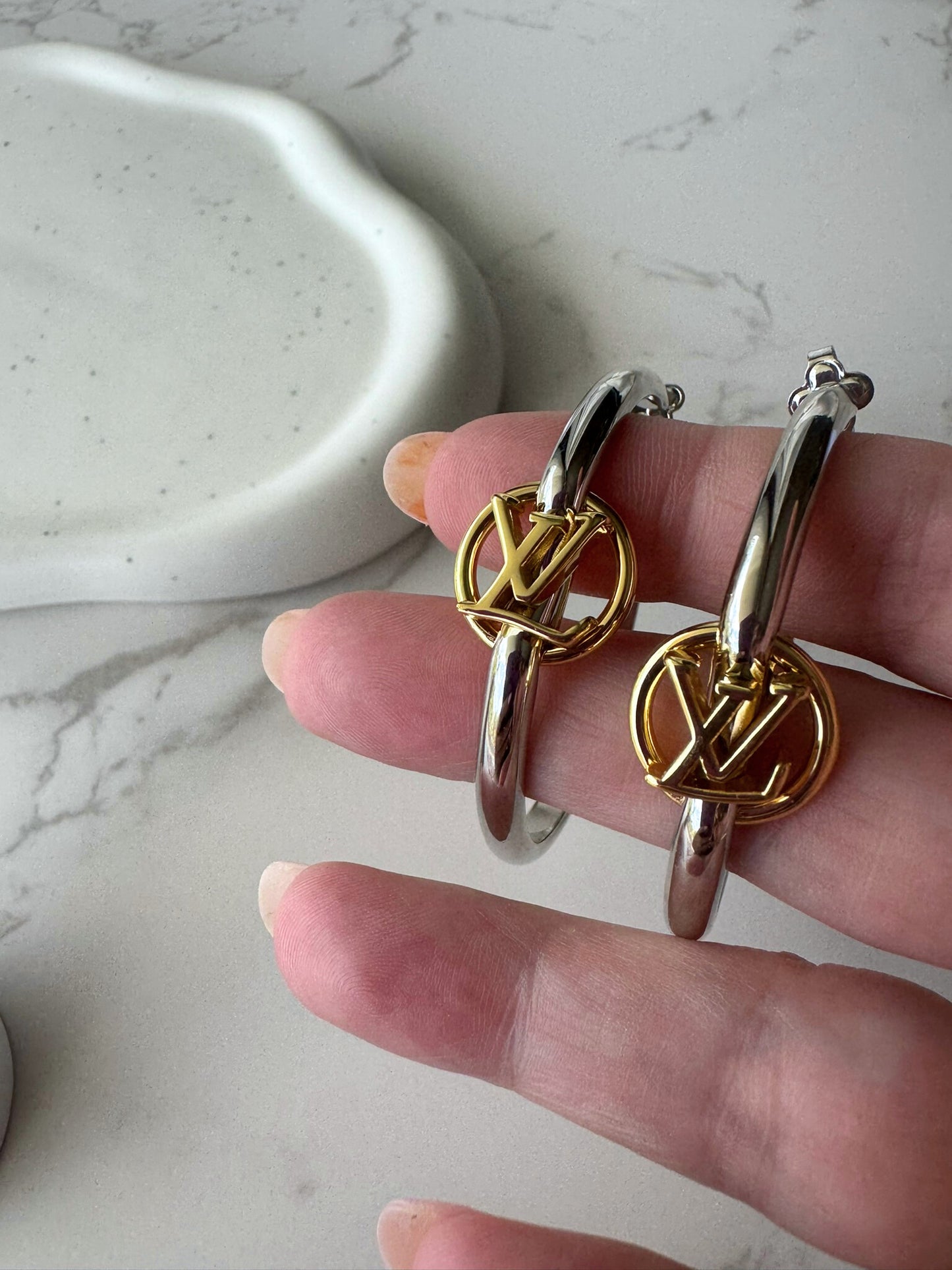 LV Rings