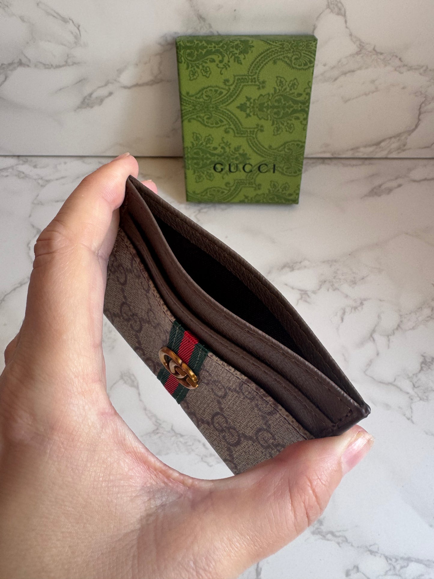 Gigi Red Green Card Holder
