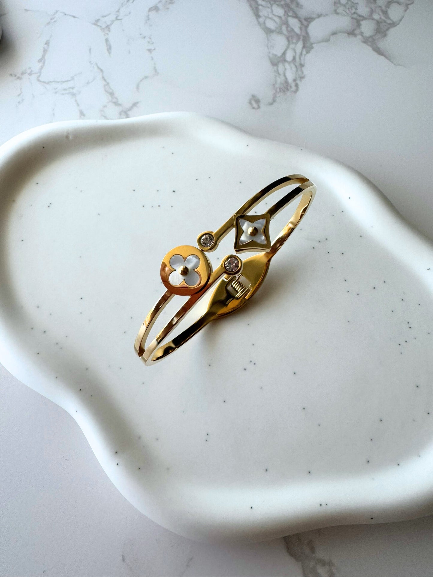 Isla Βραχιόλι