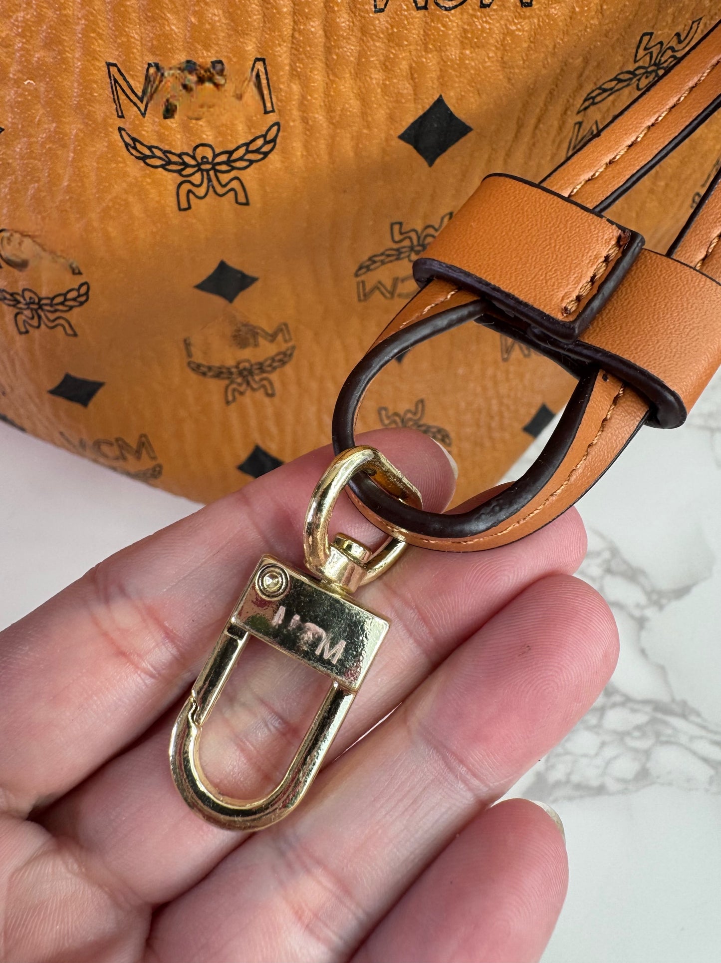 Modern Chic Muse Tote Τσάντα
