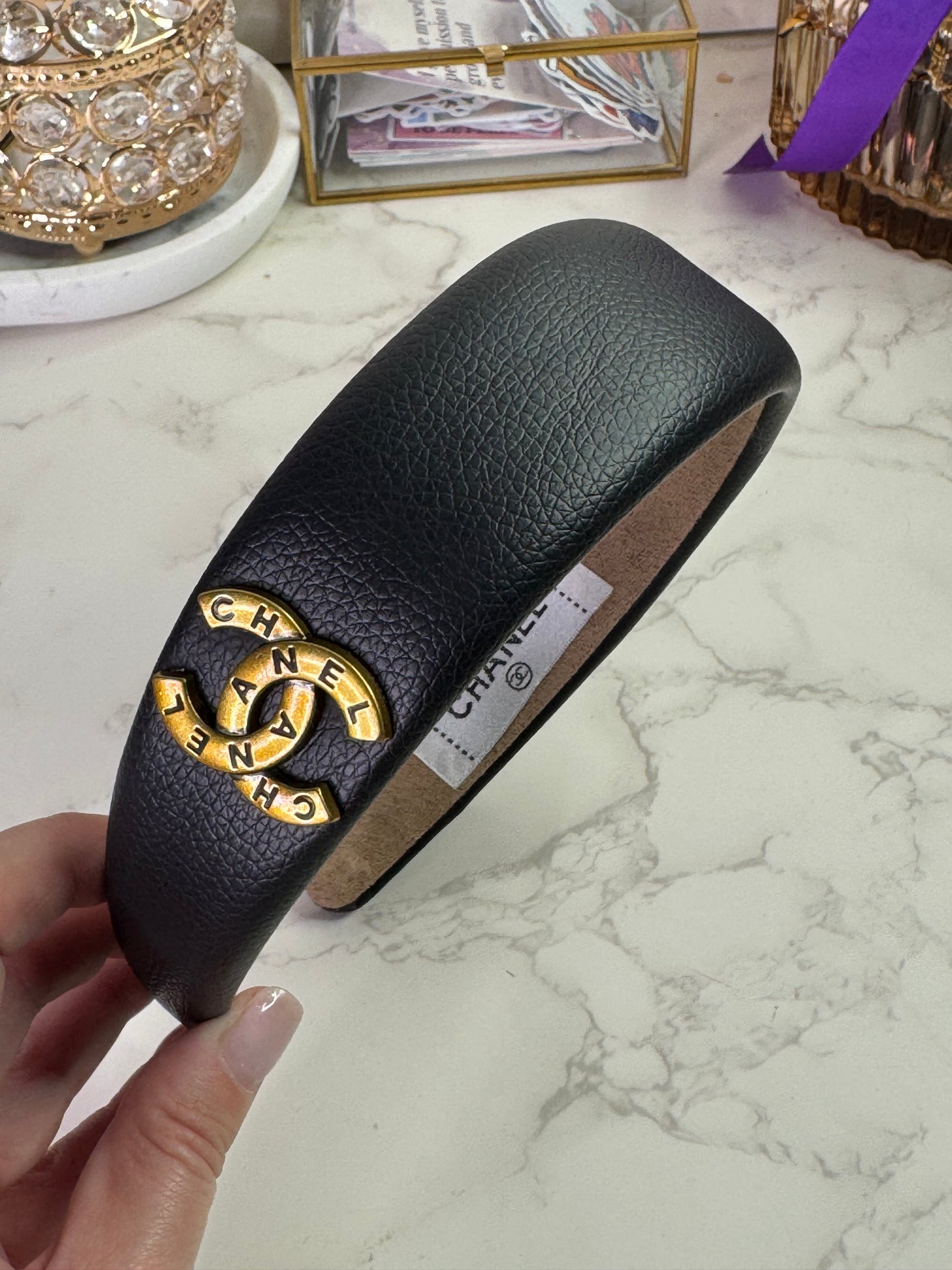 Chanelia Leather Στέκα