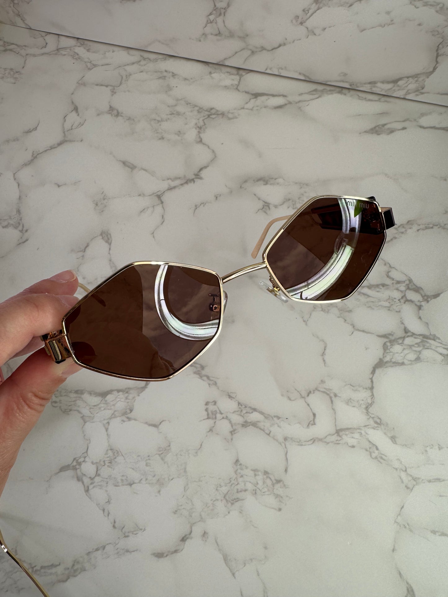 MIU Polygonal Sunglasses