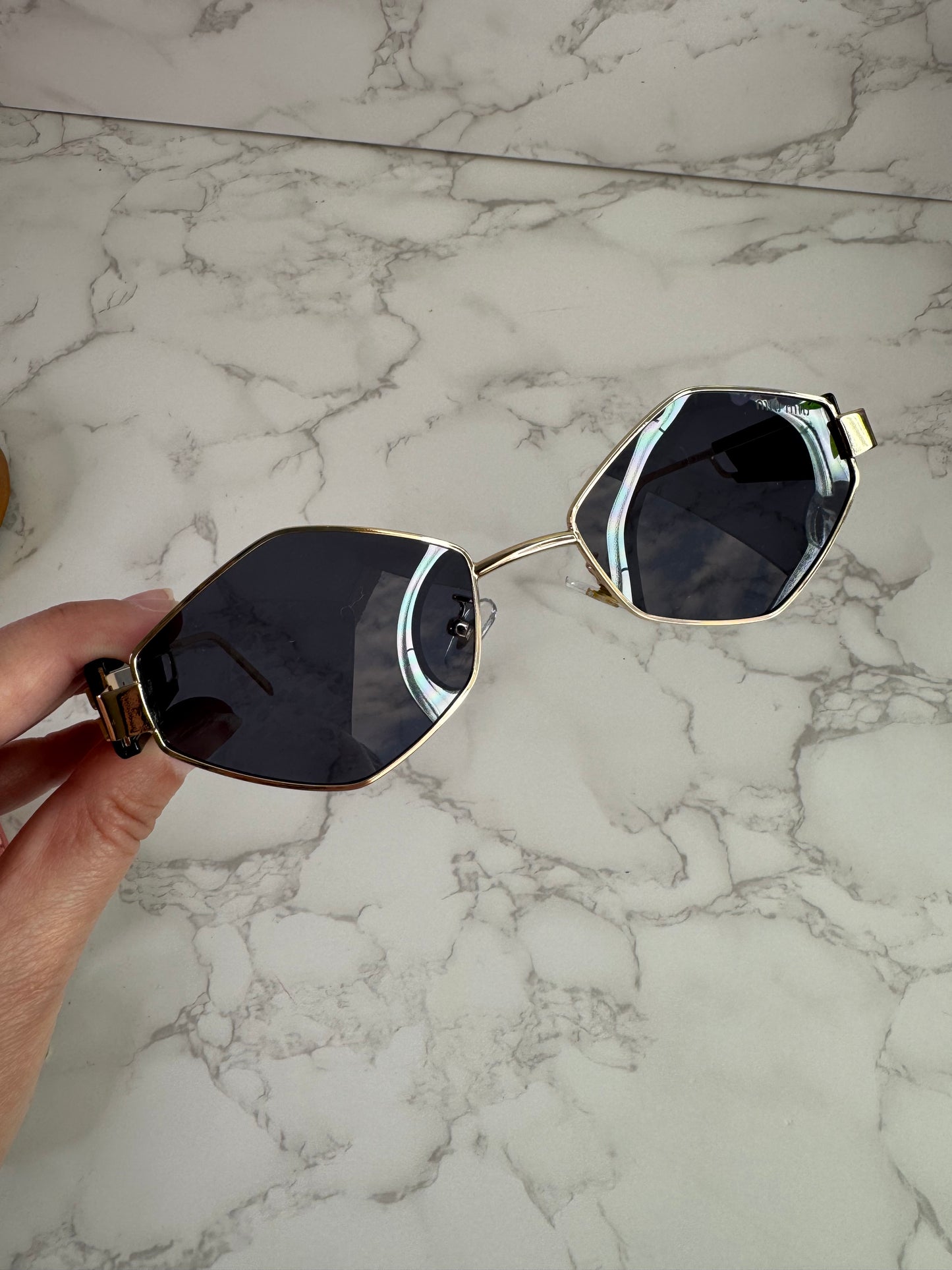 MIU Polygonal Sunglasses