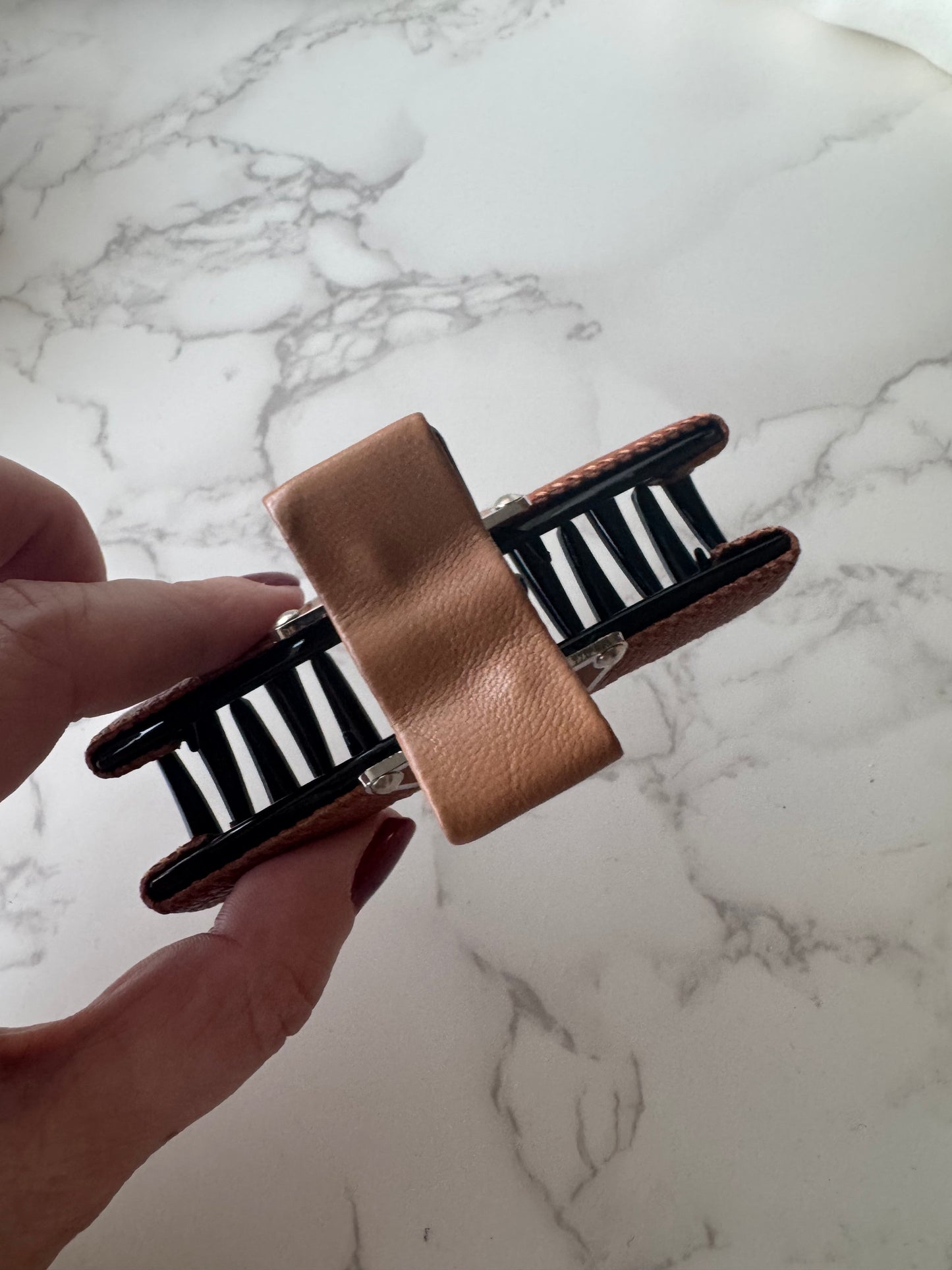 Preda Leather Κλαμερ