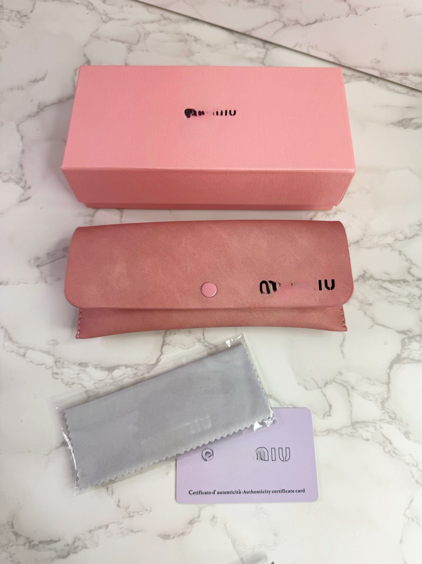 MIU Polygonal Sunglasses