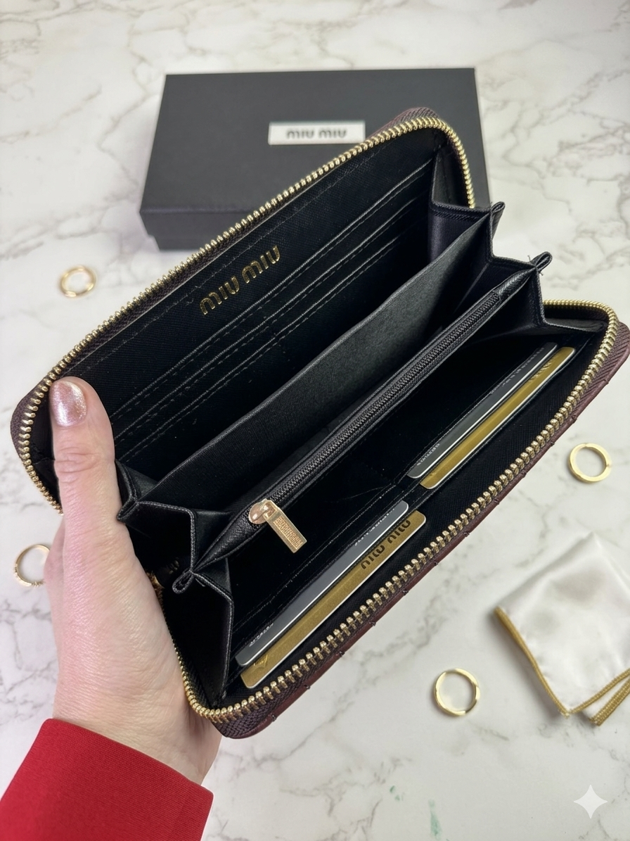 MIU Leather Πορτοφόλι