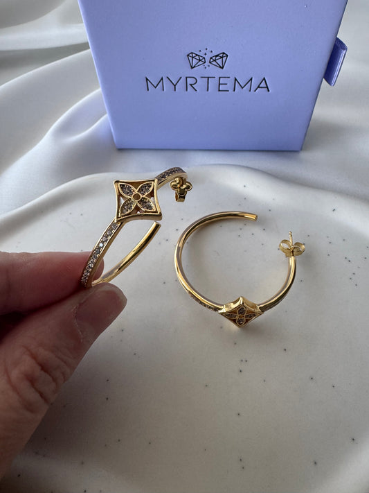 Louiva Flower Hoops