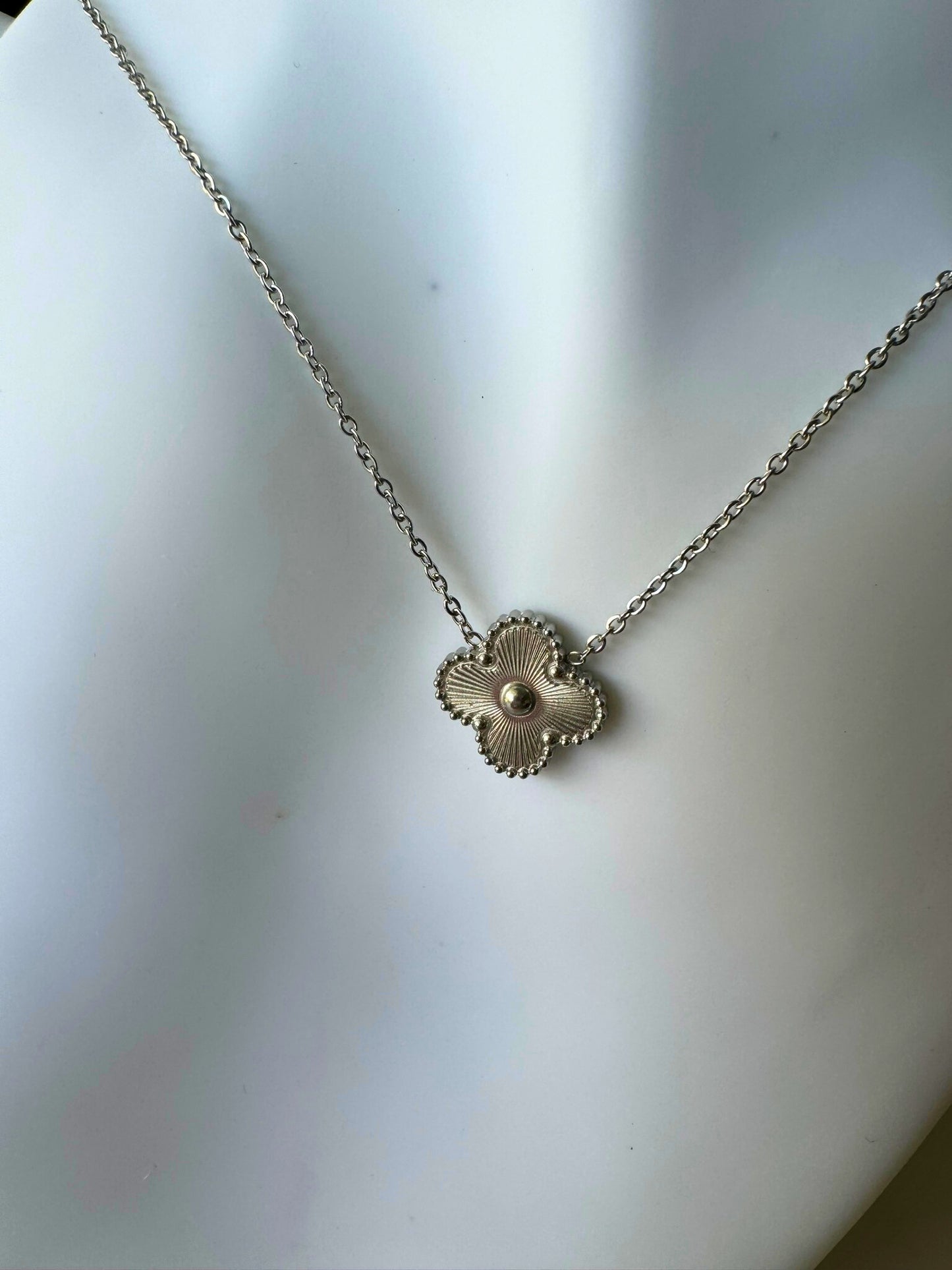 Clover Necklace