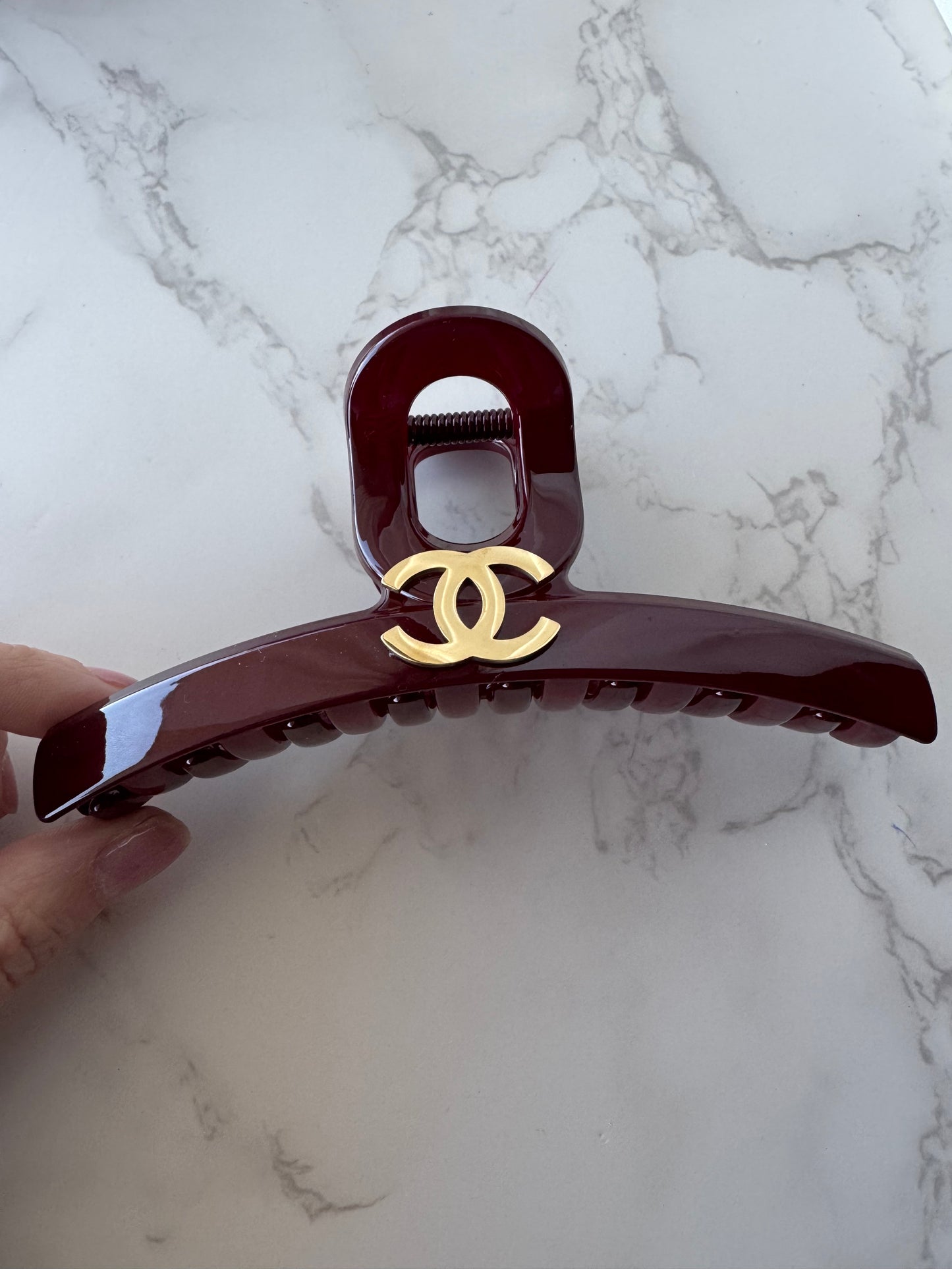 Chanelia Burgundy Κλαμερ