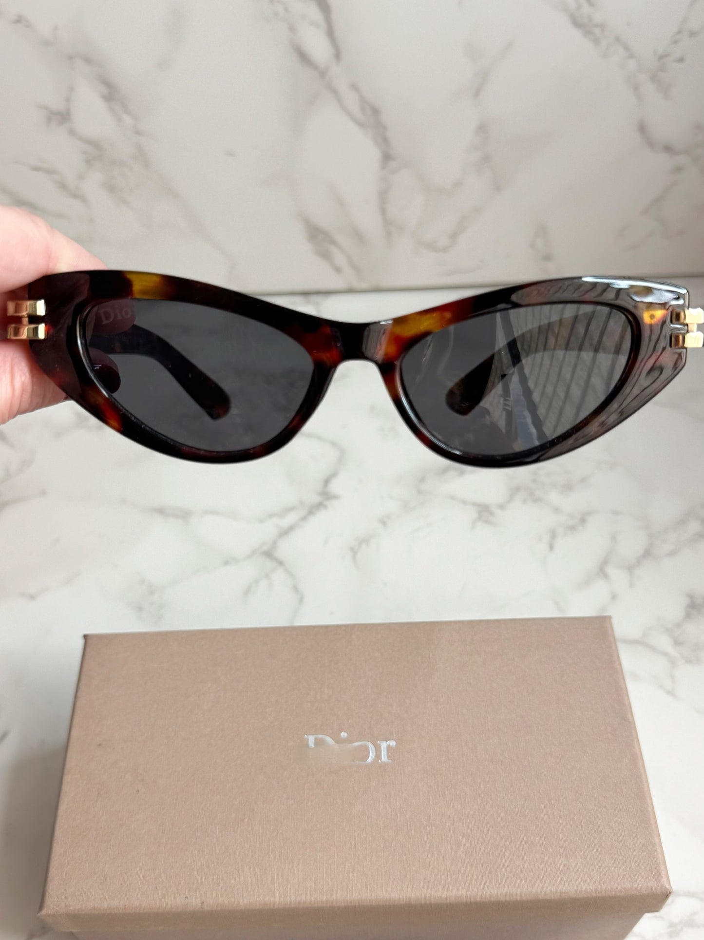 Diora Butterfly Slim Sunglasses