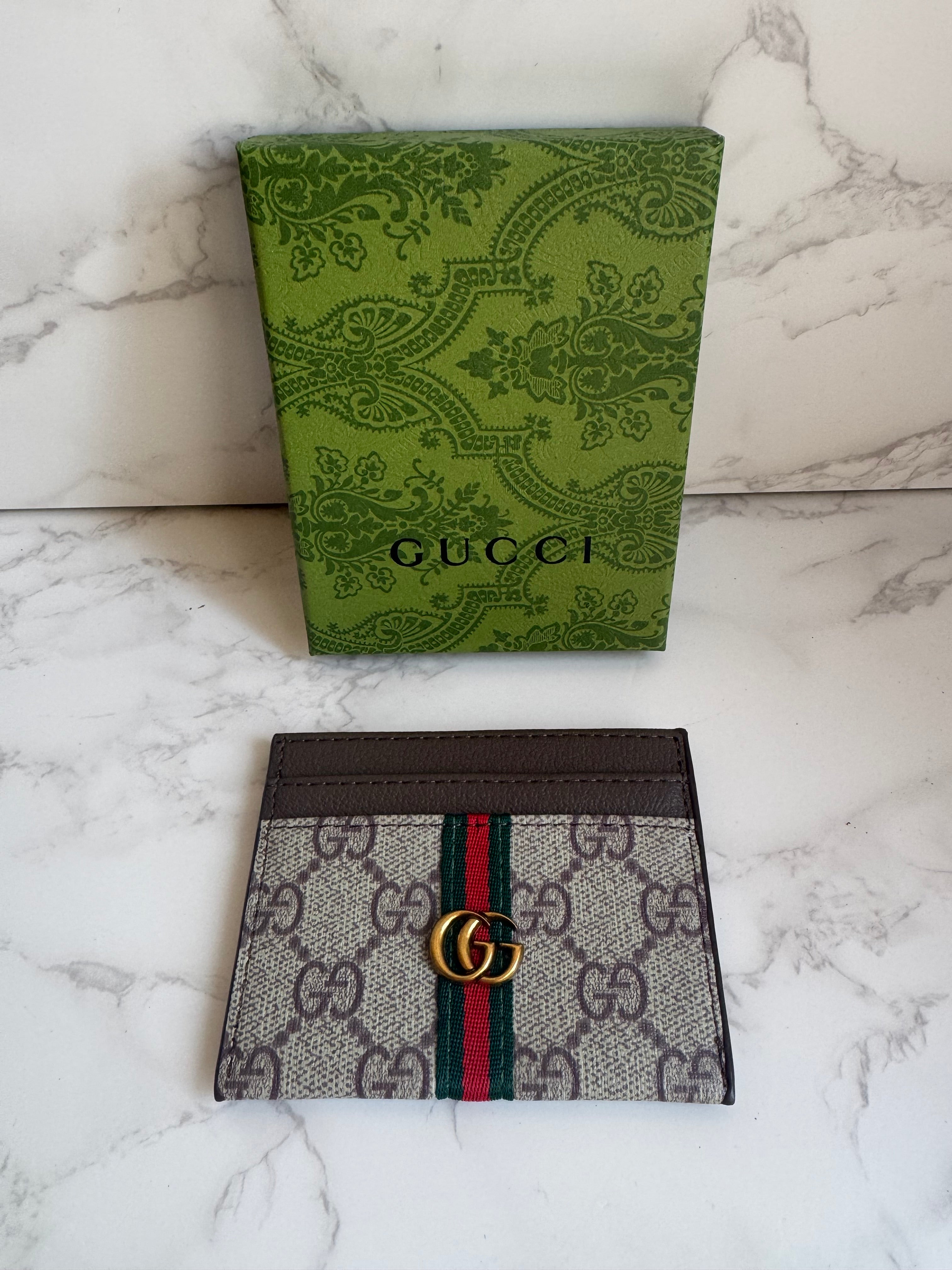 Gigi Red Green Card Holder | MYRTEMA