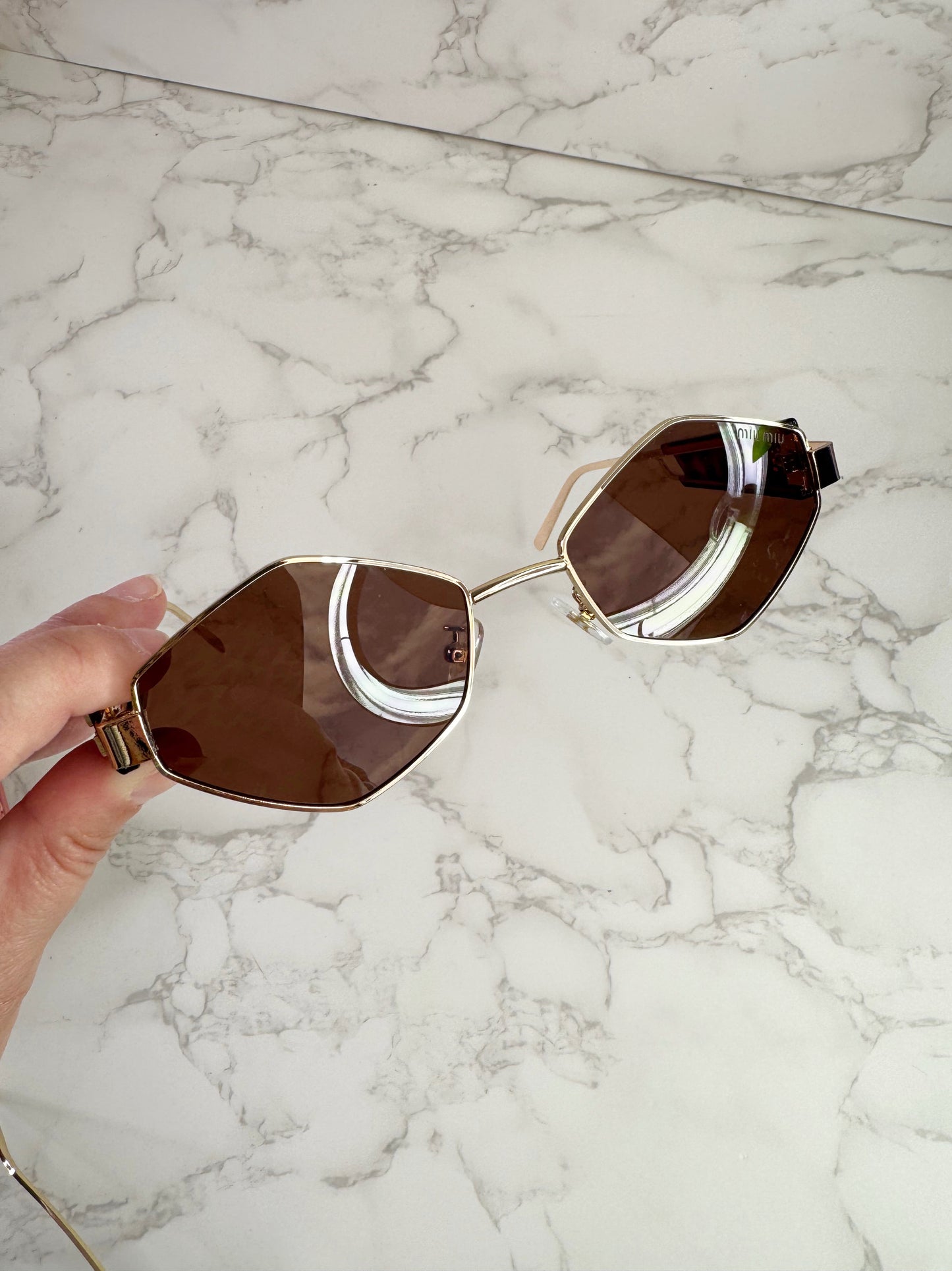 MIU Polygonal Sunglasses