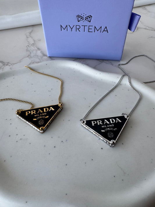 Strassy Triangle Κολιέ