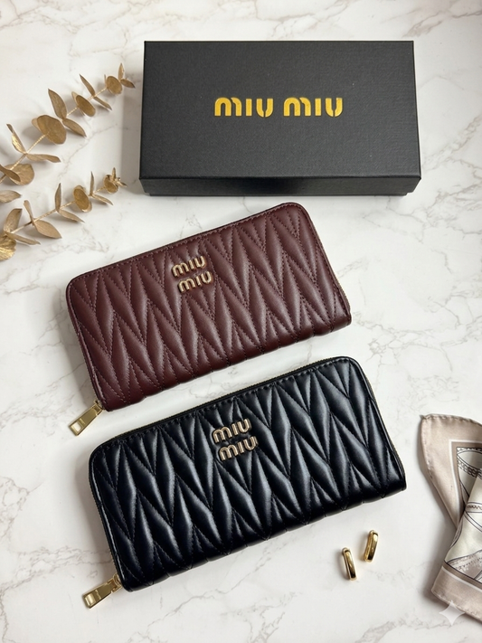 MIU Leather Πορτοφόλι