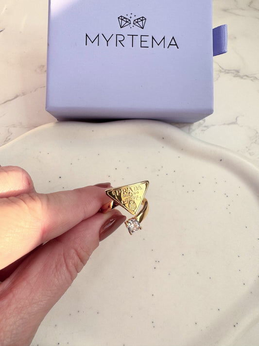 Preda Triangle Δαχτυλίδι