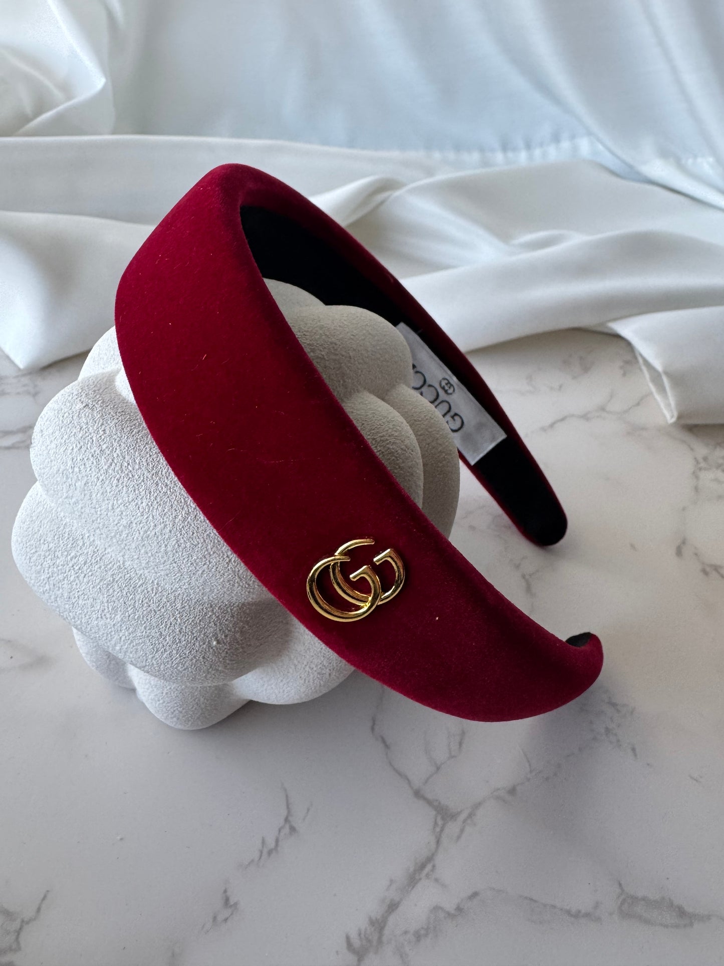 Gigi Velvet Στέκα