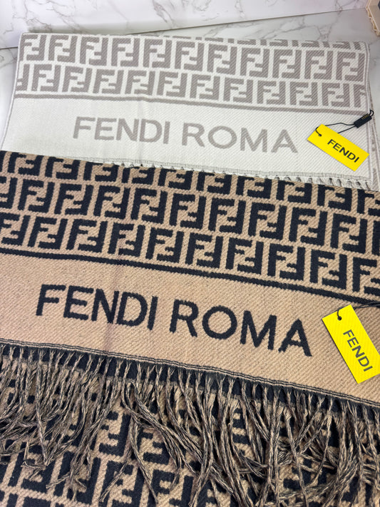 Fendia Κασκόλ-Πασμίνα