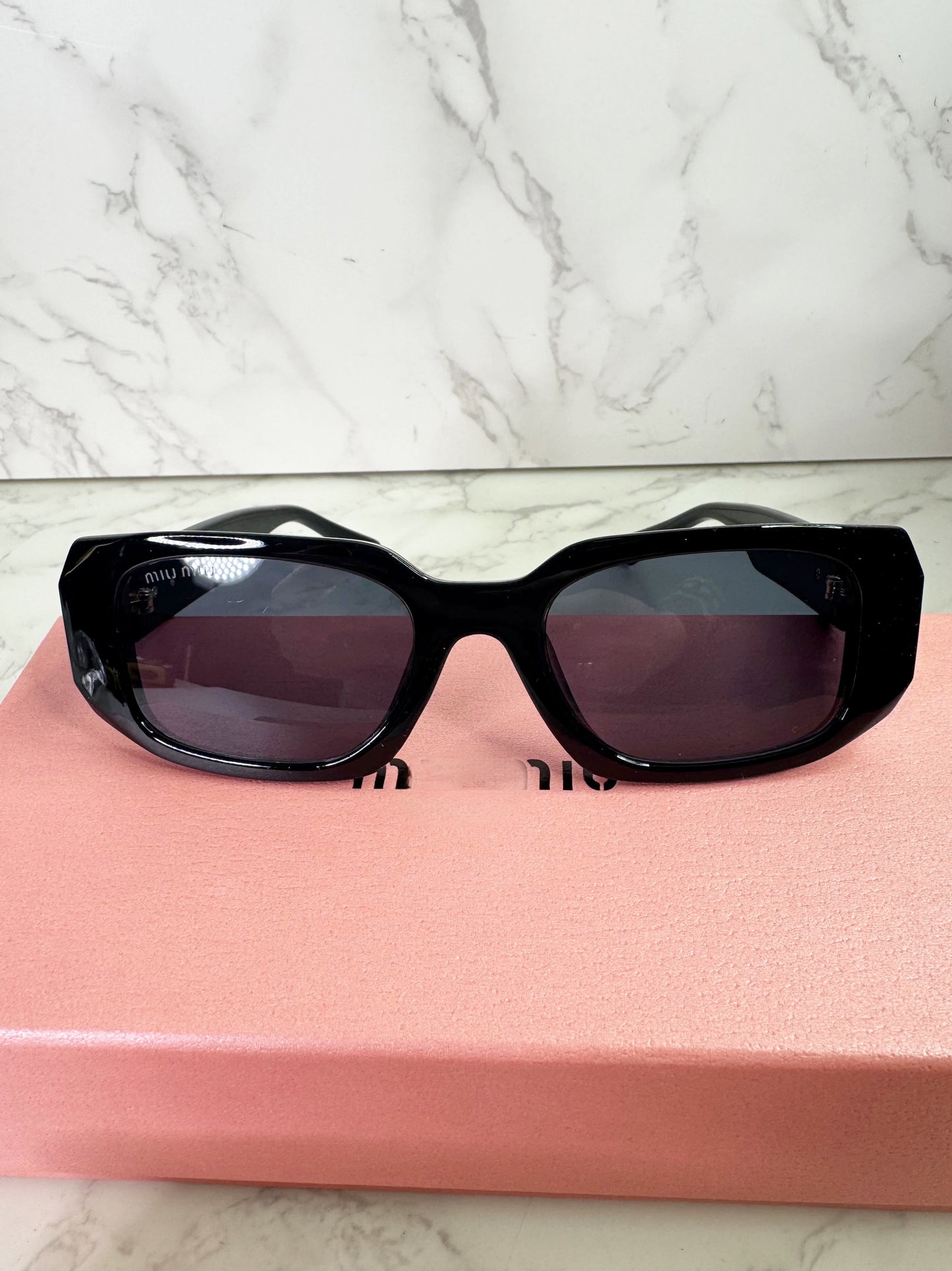 MIUu Elegant Sunglasses
