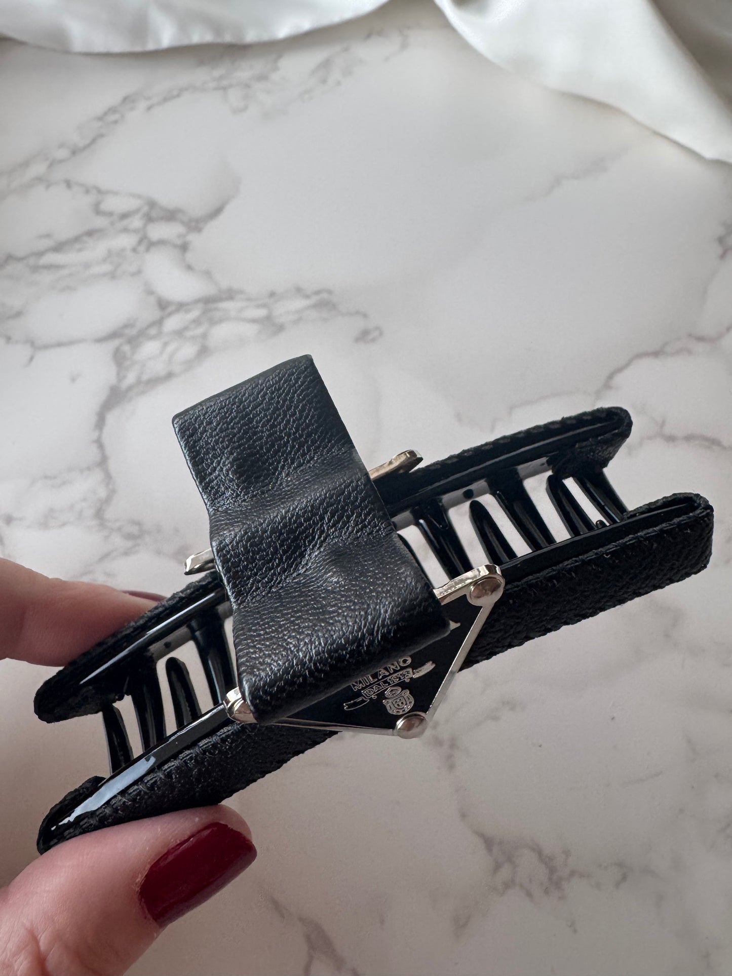 Preda Leather Κλαμερ