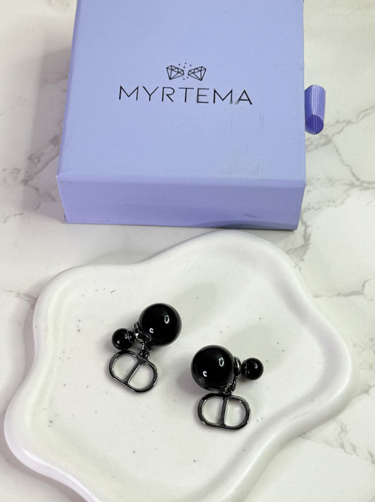 Diora Edge Black Σκουλαρίκια