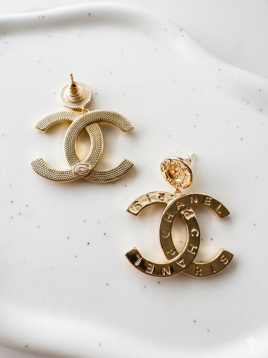 Chanelia Button Σκουλαρίκια