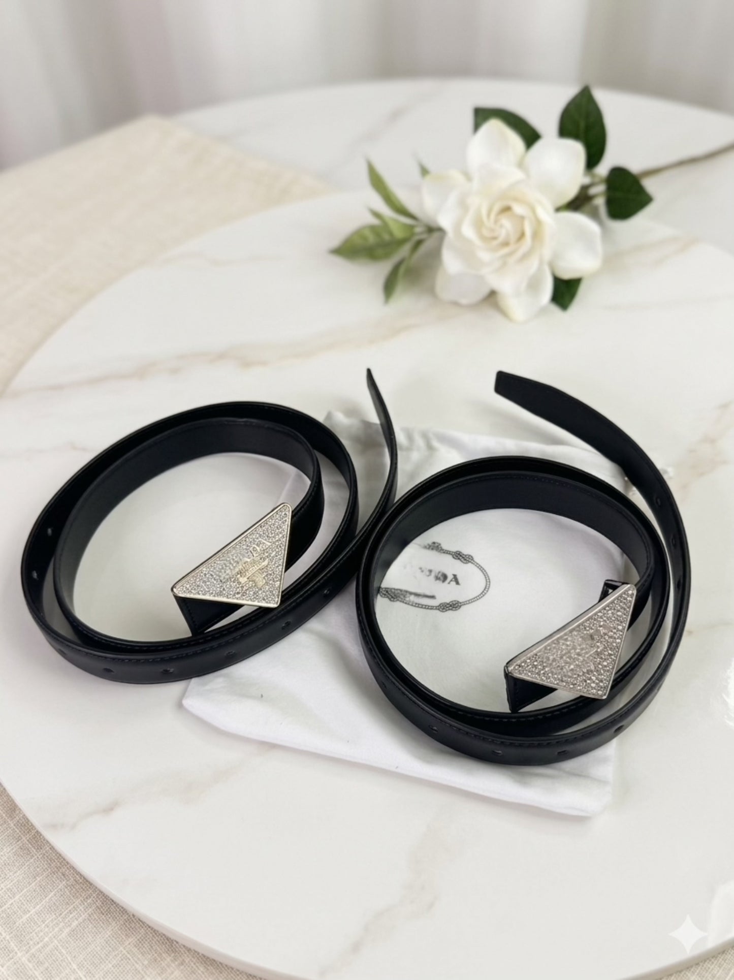 Preda Triangle Sparkly Belt