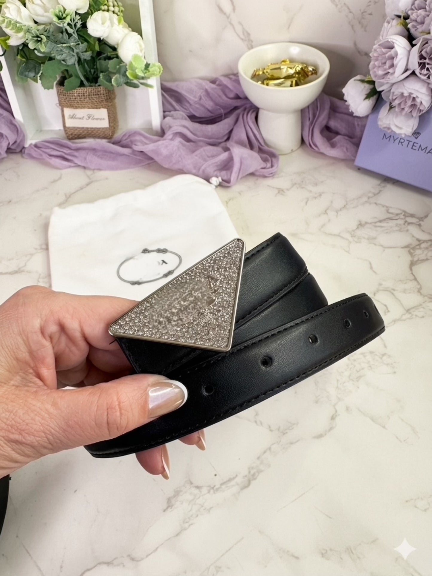 Preda Triangle Sparkly Belt