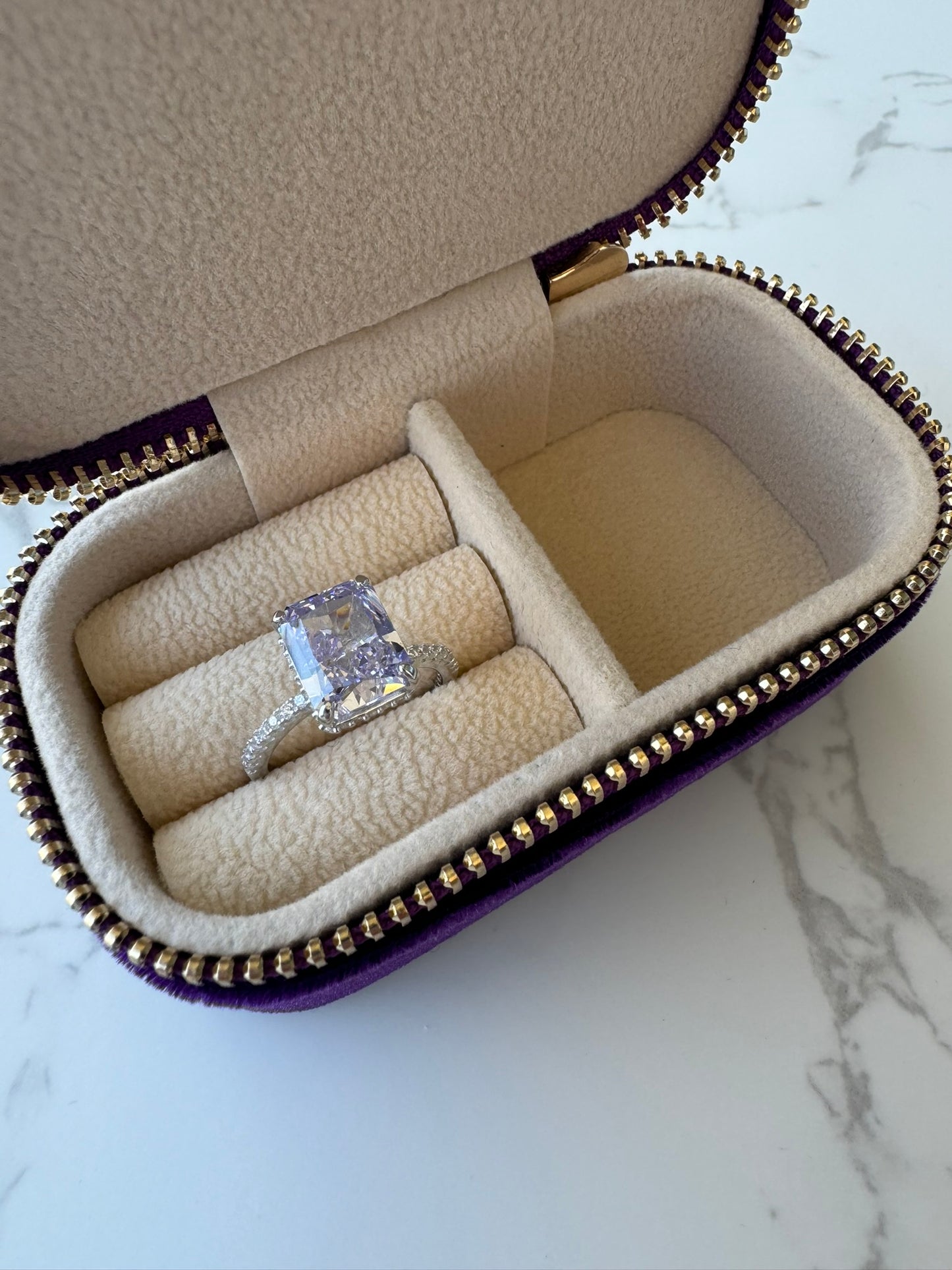 Charlotte Ring